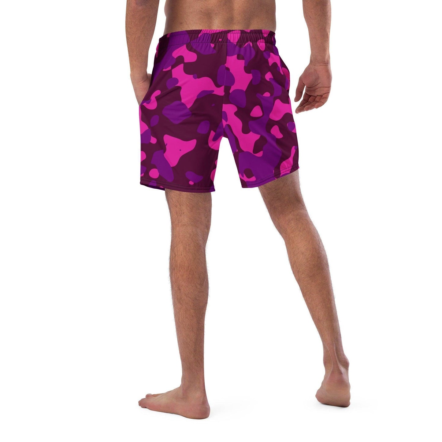 Pink Camouflage Herren Badehosen Badehose 64.99 Badehose, Badevergnügen, Camo, Camouflage, Elastan, Herren, Hüftband, Innenfutter, Komfort, Kordelzug, Mann, Muster, Männer, Passform, Pattern, pink, Polyester, Pool, purple, recycelt, Scheuerschutz, See, Tarnmuster, trocknend JLR Design