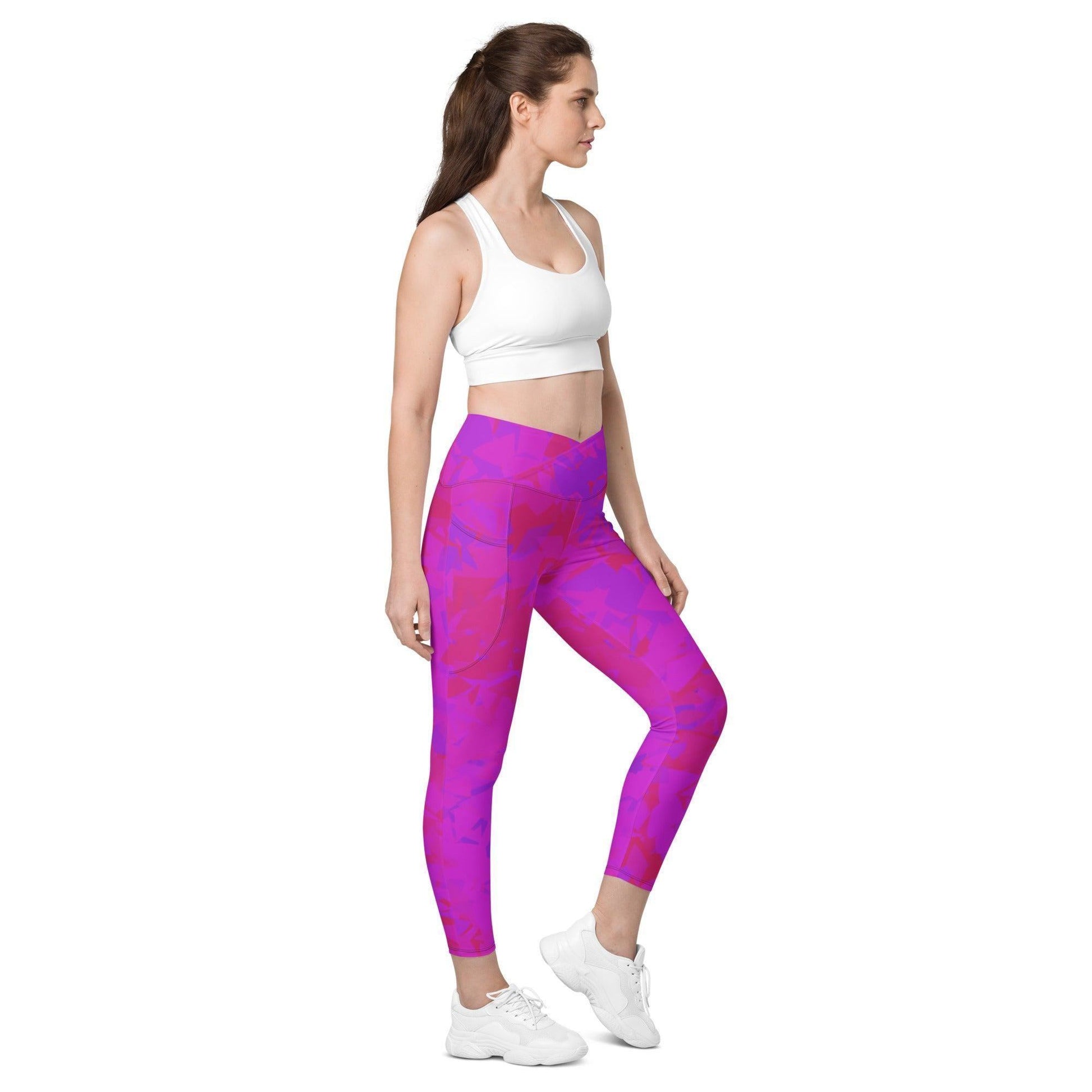 Pink Crystal Damen V-Bund Leggings mit Taschen V-Bund Leggings 64.99 1 Tasche auf jeder Seite, atmungsaktives Material, Crystal, Damen, Design, einfarbig, Elastan, Fashion, Hoch tailliert, hoher Tragekomfort, Komfort, Kristall, Mode, OEKOTEX100, Outfit, Pink, Polyester, rosa, schmeichelhafter Schnitt, Style, UPF50, V-Bund Leggings JLR Design