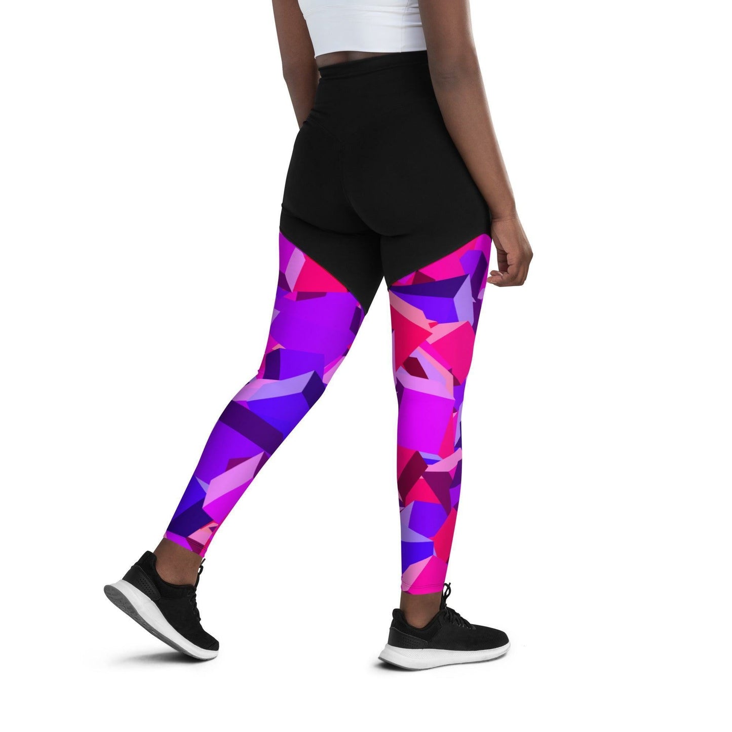 Pink Cube Damen Sport Leggings Sport Leggings 62.99 Activewear, atmungsaktiv, auffällig, Bewegungsfreiheit, blickdicht, Damen, Design, Elastan, eng, Fashion, Feuchtigkeit, Figur, Fitnessstudio, funktional, Gym, Gürtel, Leggings, Mode, Natur, OEKOTEX100, Passform, Polyamid, Polyester, praktisch, Qualität, Schweiß, Sport, Stoff, Style, Taille, Tasche, UPF50, verdichteter, weibliche, Yoga JLR Design