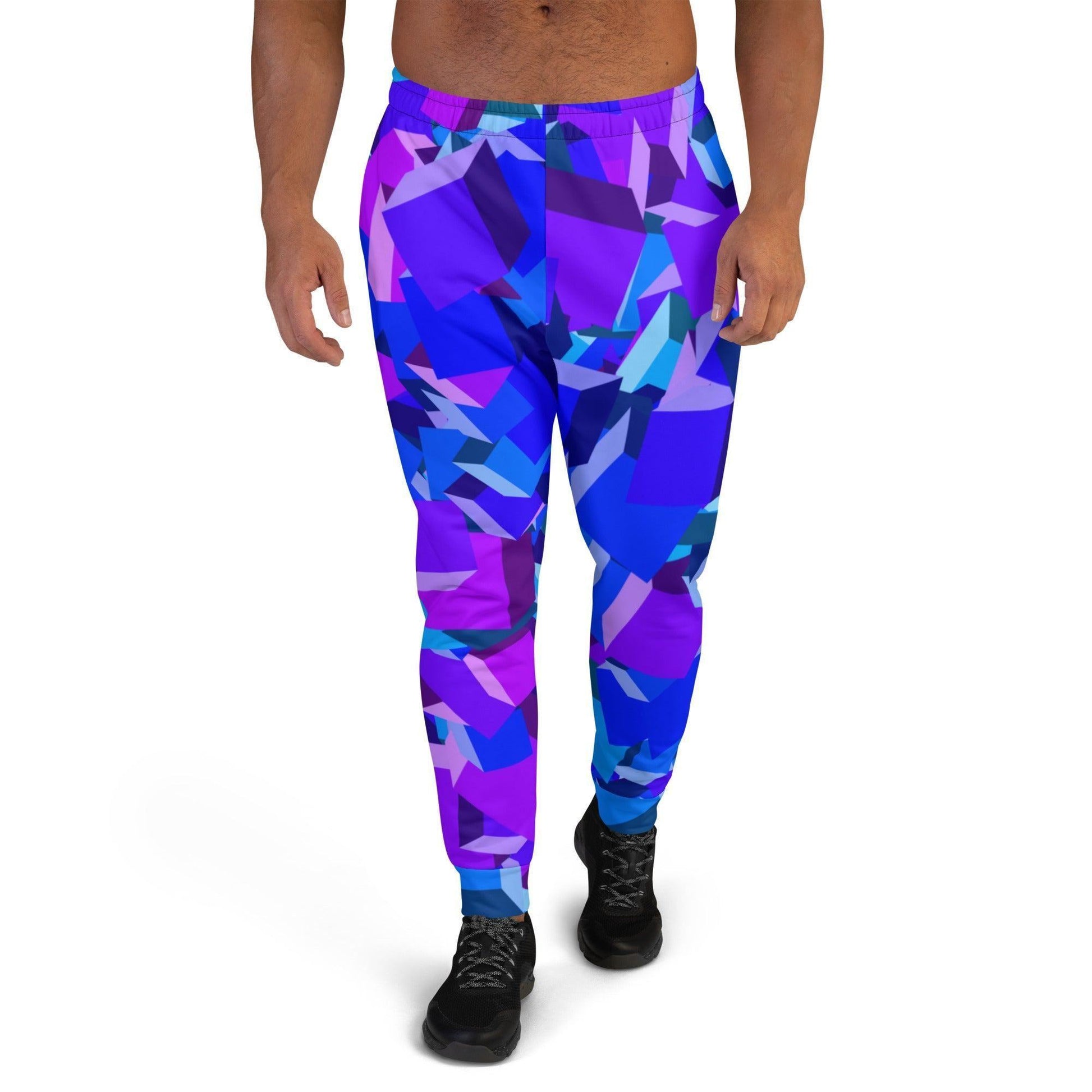 Purple Cube Herren Jogginghose Jogginghose 66.99 atmungsaktiv, Baumwolle, Bündchen, cube, einfarbig, Elastan, Fitness, Fleece, Gym, Herren, Jogginghose, Kordelzug, lila, Mann, Männer, OEKOTEX100, Passform, Passoform, Polyester, purple, Relaxen, schlanke, Sport, Taschen, Tragekomfort, würfel JLR Design