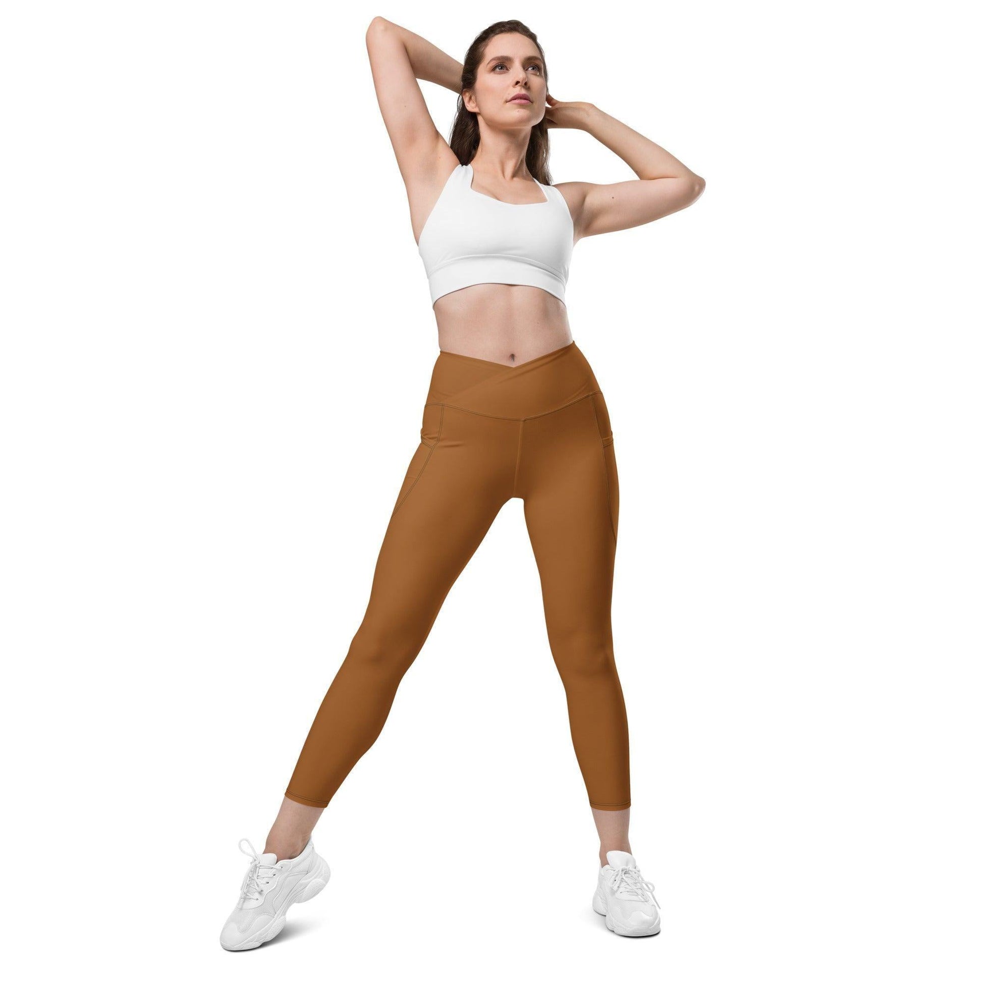 Rich Gold Damen V-Bund Leggings mit Taschen V-Bund Leggings 59.99 1 Tasche auf jeder Seite, atmungsaktives Material, Damen, Design, einfarbig, Elastan, Fashion, Gold, Hoch tailliert, hoher Tragekomfort, Komfort, Mode, OEKOTEX100, Outfit, Polyester, Rich, schmeichelhafter Schnitt, Style, UPF50, V-Bund Leggings JLR Design