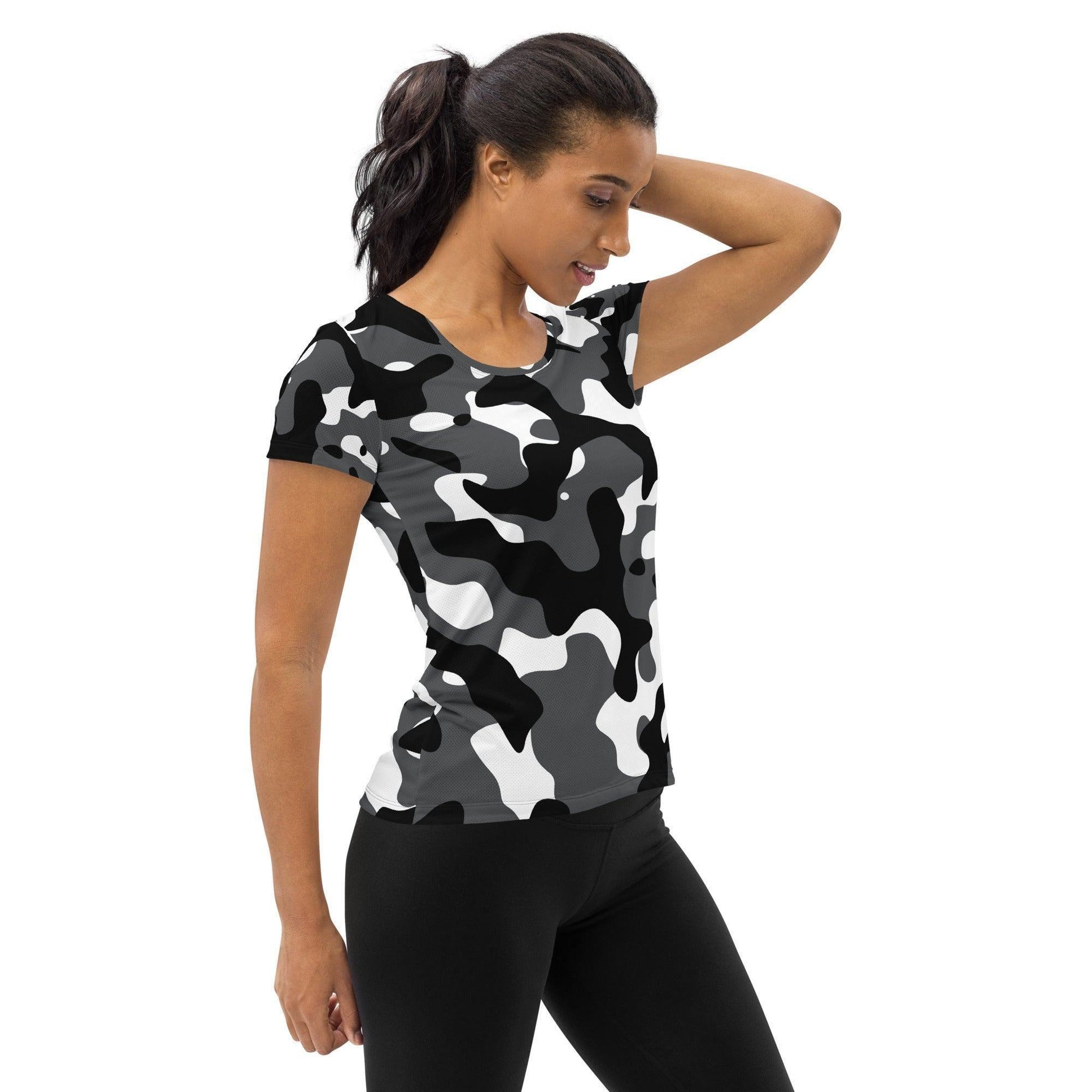 Schwarz Grau Weiß Camouflage Sport-T-Shirt für Damen -- Schwarz Grau Weiß Camouflage Sport-T-Shirt für Damen - XS Sport T-Shirt | JLR Design