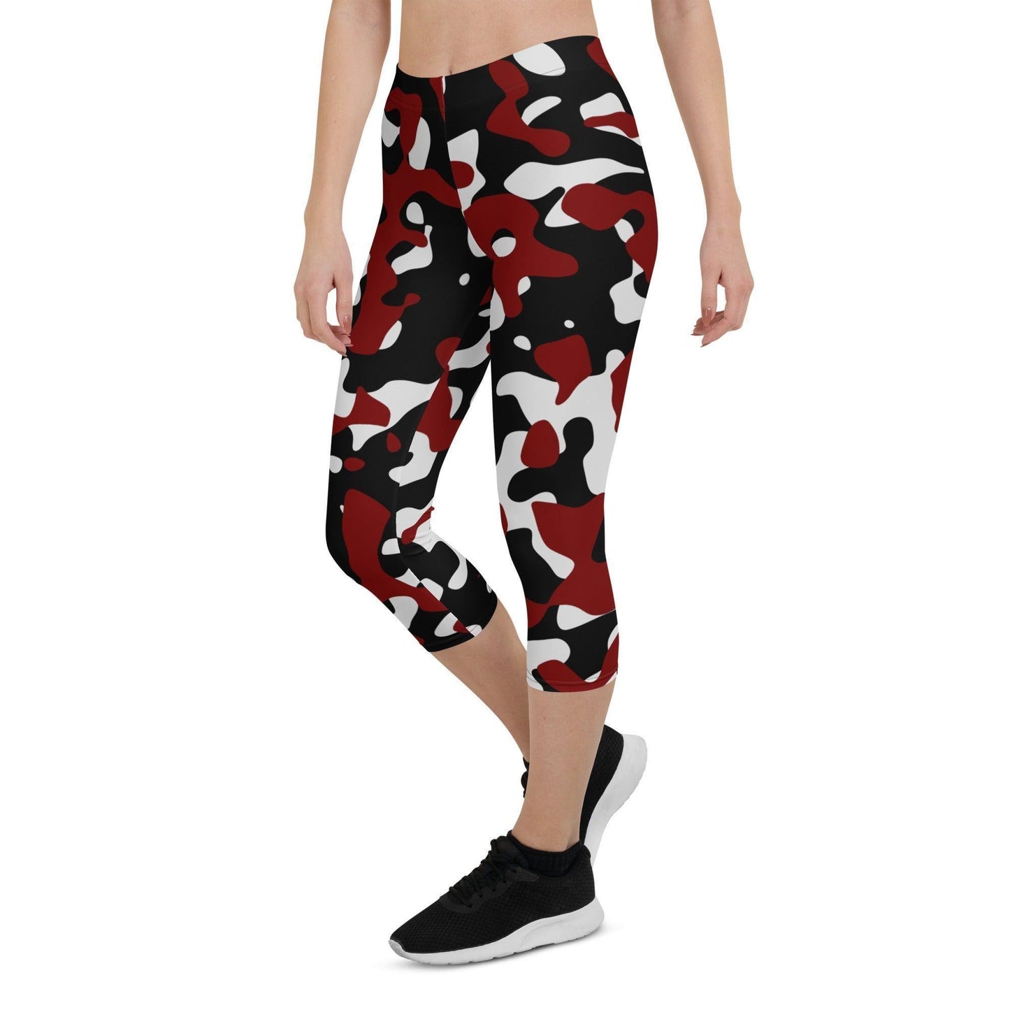 Schwarz Rot Weiß Camouflage Damen Capri Leggings Capri Leggings 54.99 Alltag, bequem, Black, Camo, Camouflage, Capri, Damen, Design, Elastan, enganliegend, entspannen, Leggings, Mikrofasergarn, Mode, modisch, Muster, Outdoor, Passform, Pattern, Polyester, Red, Rot, Schwarz, Sport, Stil, Style, Tarnmuster, USF50, verkürzt, vielseitig, Vier-Wege-Stretch, Weiß, White JLR Design