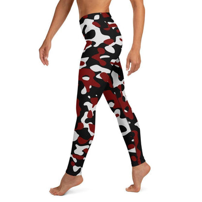 Schwarz Rot Weiß Camouflage Damen Yoga Leggings Yoga Leggings 59.99 atmungsaktiv, black, Camo, Camouflage, Damen, Design, Elastan, Fitness, Flexibilität, fließend, gleiten, Gummizug, High, Hüftbewegungen, kompression, Leggings, Mikrofasergarn, Muster, Pattern, Polyester, Posen, red, Rot, Schutzfaktor, Schwarz, Sport, Stretch, Studio, stylisch, UV, Vier-Wege-Stretch, Waist, Weiß, white, Yoga JLR Design