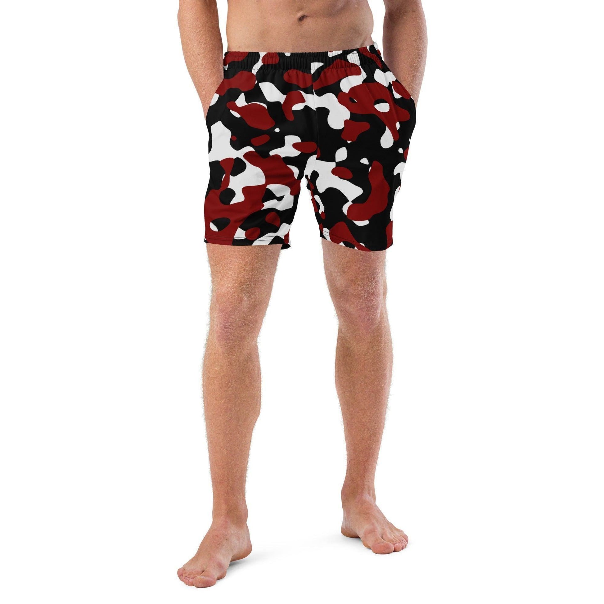 Schwarz Rot Weiß Camouflage Herren Badehosen Badehose 64.99 Badehose, Badevergnügen, black, Camo, Camouflage, Elastan, Herren, Hüftband, Innenfutter, Komfort, Kordelzug, Mann, Muster, Männer, Passform, Pattern, Polyester, Pool, recycelt, red, Rot, Scheuerschutz, Schwarz, See, Tarnmuster, trocknend, Weiß, white JLR Design