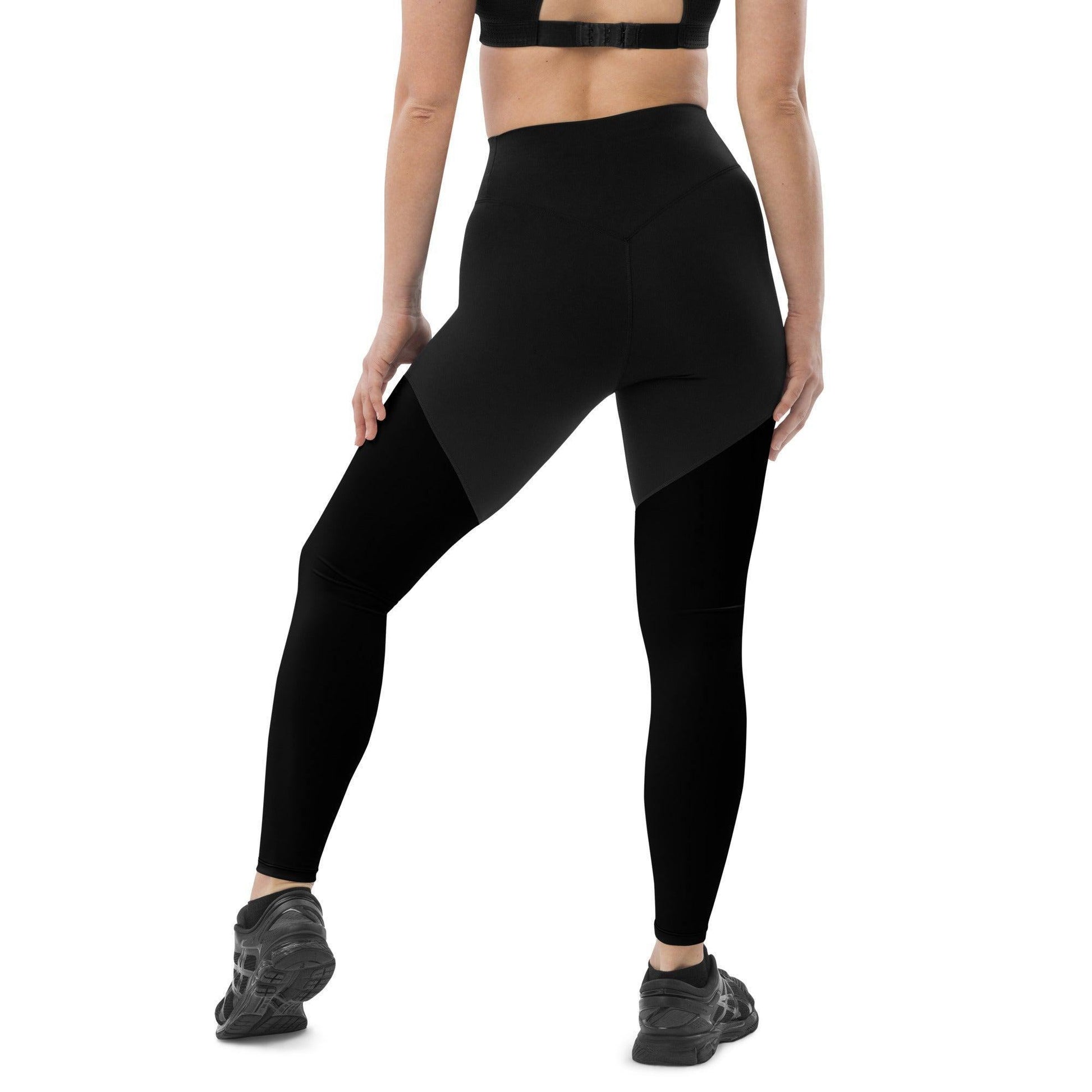 Schwarze Damen Sport Leggings Sport Leggings 57.99 Activewear, atmungsaktiv, auffällig, Bewegungsfreiheit, black, blickdicht, Damen, Design, Elastan, eng, Fashion, Feuchtigkeit, Figur, Fitnessstudio, funktional, Gym, Gürtel, Leggings, Mode, Natur, OEKOTEX100, Passform, Polyamid, Polyester, praktisch, Qualität, schwarz, Schweiß, Sport, Stoff, Style, Taille, Tasche, UPF50, verdichteter, weibliche, Yoga JLR Design