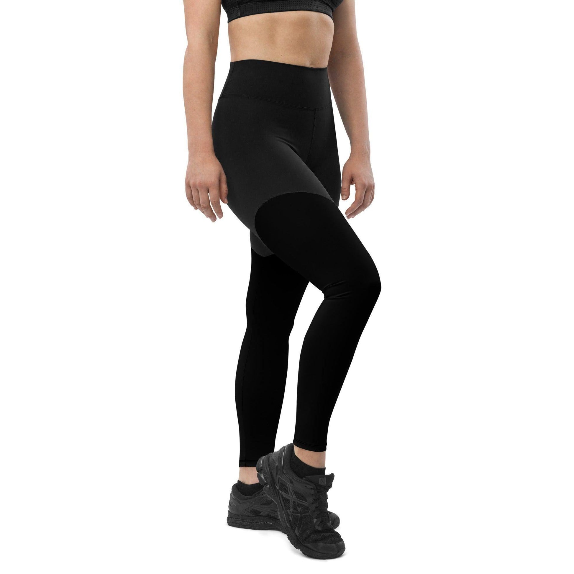 Schwarze Damen Sport Leggings Sport Leggings 57.99 Activewear, atmungsaktiv, auffällig, Bewegungsfreiheit, black, blickdicht, Damen, Design, Elastan, eng, Fashion, Feuchtigkeit, Figur, Fitnessstudio, funktional, Gym, Gürtel, Leggings, Mode, Natur, OEKOTEX100, Passform, Polyamid, Polyester, praktisch, Qualität, schwarz, Schweiß, Sport, Stoff, Style, Taille, Tasche, UPF50, verdichteter, weibliche, Yoga JLR Design