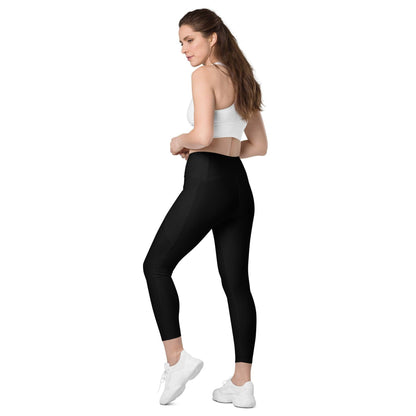 Schwarze Damen V-Bund-Leggings mit Taschen V-Bund Leggings 59.99 1 Tasche auf jeder Seite, atmungsaktives Material, Damen, Design, einfarbig, Elastan, Fashion, Hoch tailliert, hoher Tragekomfort, Komfort, Mode, OEKOTEX100, Outfit, Polyester, schmeichelhafter Schnitt, Style, UPF50, V Bund Leggings JLR Design