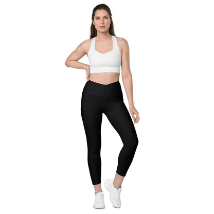 Schwarze Damen V-Bund-Leggings mit Taschen V-Bund Leggings 59.99 1 Tasche auf jeder Seite, atmungsaktives Material, Damen, Design, einfarbig, Elastan, Fashion, Hoch tailliert, hoher Tragekomfort, Komfort, Mode, OEKOTEX100, Outfit, Polyester, schmeichelhafter Schnitt, Style, UPF50, V Bund Leggings JLR Design