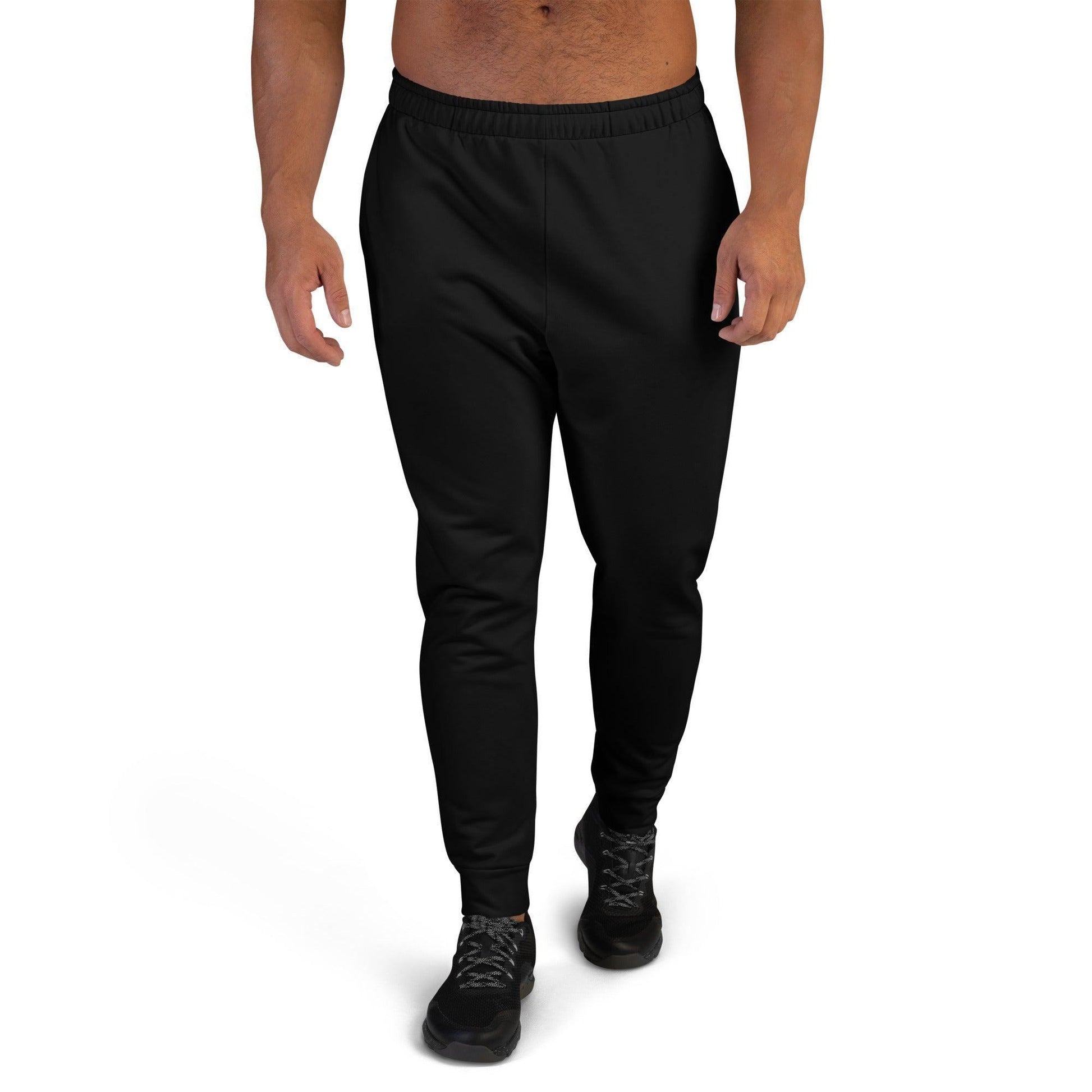 Schwarze Herren Jogginghose Jogginghose 59.99 atmungsaktiv, Baumwolle, black, Bündchen, einfarbig, Elastan, Fitness, Fleece, Gym, Herren, Jogginghose, Kordelzug, Mann, Männer, OEKOTEX100, Passform, Passoform, Polyester, Relaxen, schlanke, schwarz, Sport, Taschen, Tragekomfort JLR Design