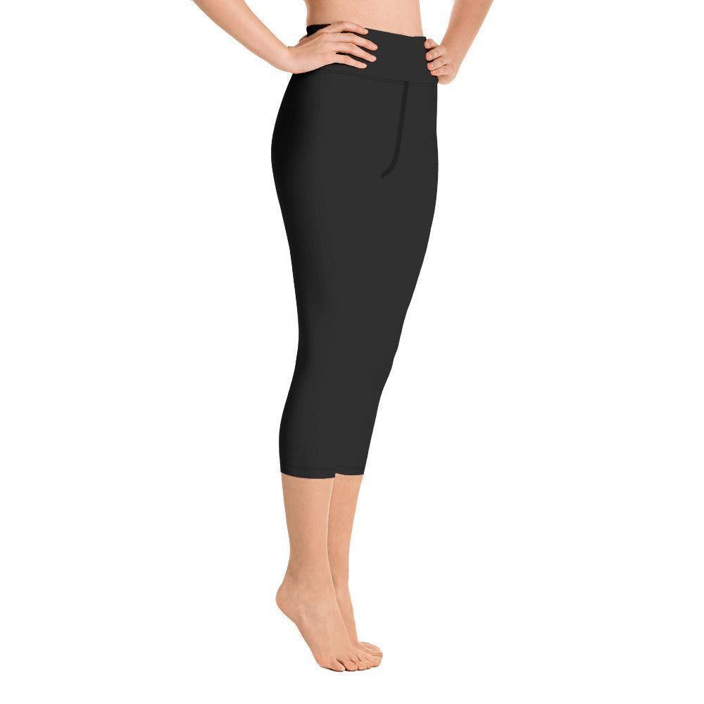 Schwarze Yoga Capri Leggings Yoga Capri Leggings 49.99 Bewebungsfreiheit, Bewegung, black, Bund, Capri, Damen, Design, einfarbig, Elastan, Fashion, Fitness, Fitnessstudio, Flacher, Gummizug, Gym, hochwertig, Körper, Leggings, Material, Mode, Polyester, Saum, schwarz, Session, Sport, Streetwear, Style, USF50, Vier-Wege-Stretch, Wadenlang, Yoga JLR Design