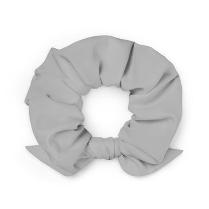 Silbernes Scrunchie Scrunchie 21.99 Abnehmbares, Accessoire, Atmungsaktiv, cool, dehnbar, Design, Detail, einfarbig, Elastan, elastische, Farbpalette, Gebrauch, Haargummi, Haarschmuck, Innenseite, lockerer, Look, lässig, Mode, modisch, Outfit, Polyester, sanft, Schleifen, schnell, schont, Scrunchie, silber, silver, stilvoll, Stoff, Streetwear, Stretch, Styling, trocknend, täglicher, Vier, Wege, weicher, Zopf JLR Design