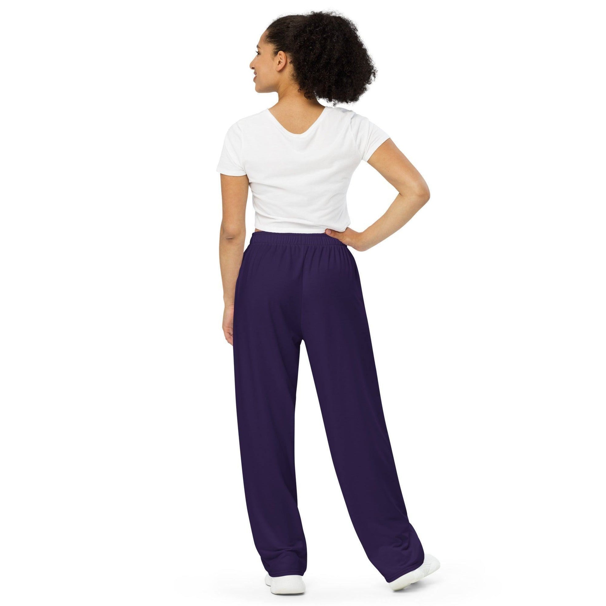 Tolopea Hose mit weitem Bein Hose mit weitem Bein 53.99 atmungsaktiv, Bein, beont, Bewegungsfreiheit, einfarbig, Elastan, Figur, Hose, Komfort, Kordelzug, leicht, lila, Look, Loungewear, luftige, lässig, OEKOTEX100, optisch, Passform, Polyester, Pyjama, Seitentaschen, Sommer, Stoff, stretch, Taille, Tolopea, weitem JLR Design