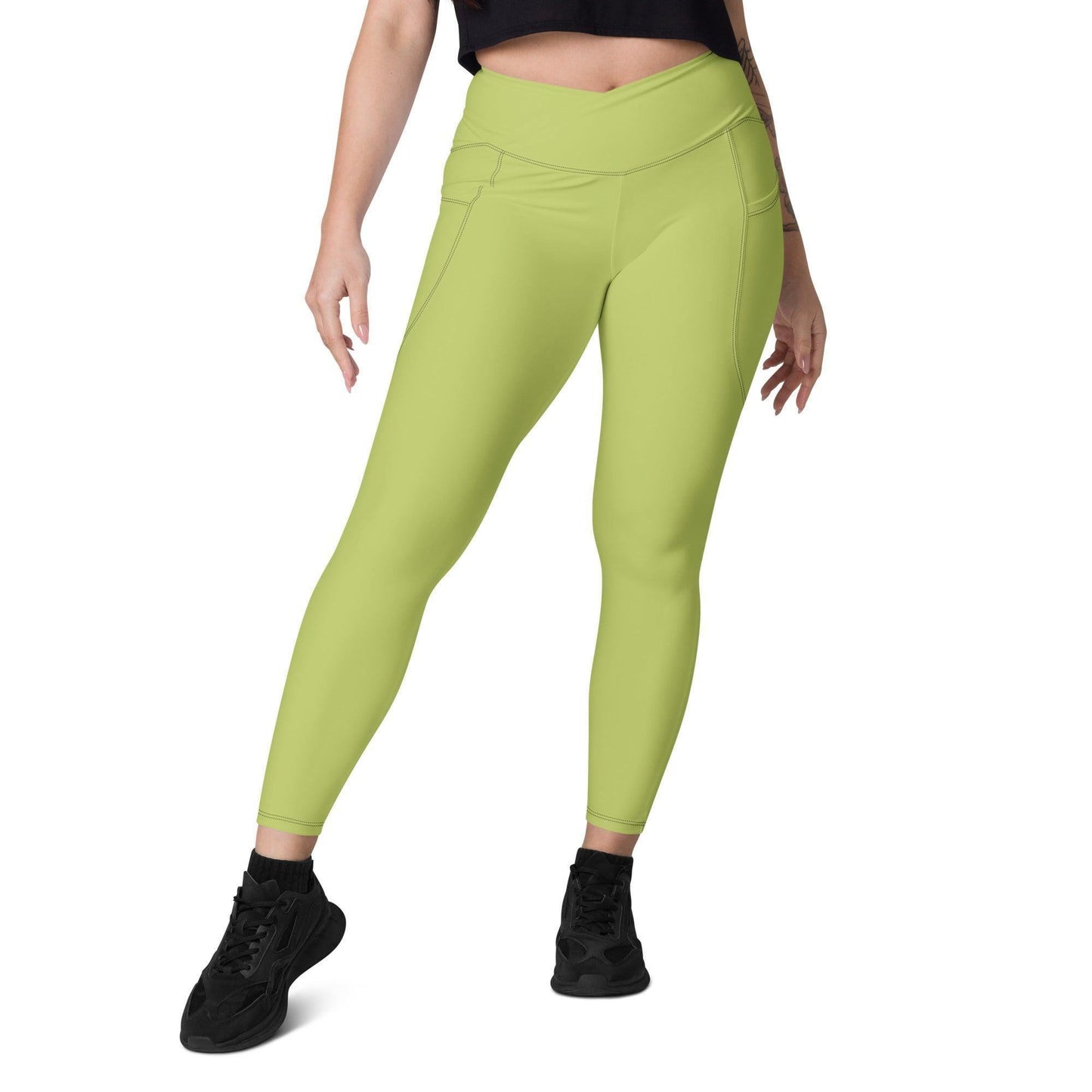 Wild Willow Damen V-Bund Leggings mit Taschen V-Bund Leggings 59.99 1 Tasche auf jeder Seite, atmungsaktives Material, Damen, Design, einfarbig, Elastan, Fashion, green, grün, Hoch tailliert, hoher Tragekomfort, Komfort, Mode, OEKOTEX100, Outfit, Polyester, schmeichelhafter Schnitt, Style, UPF50, V-Bund Leggings, Wild, Willow JLR Design