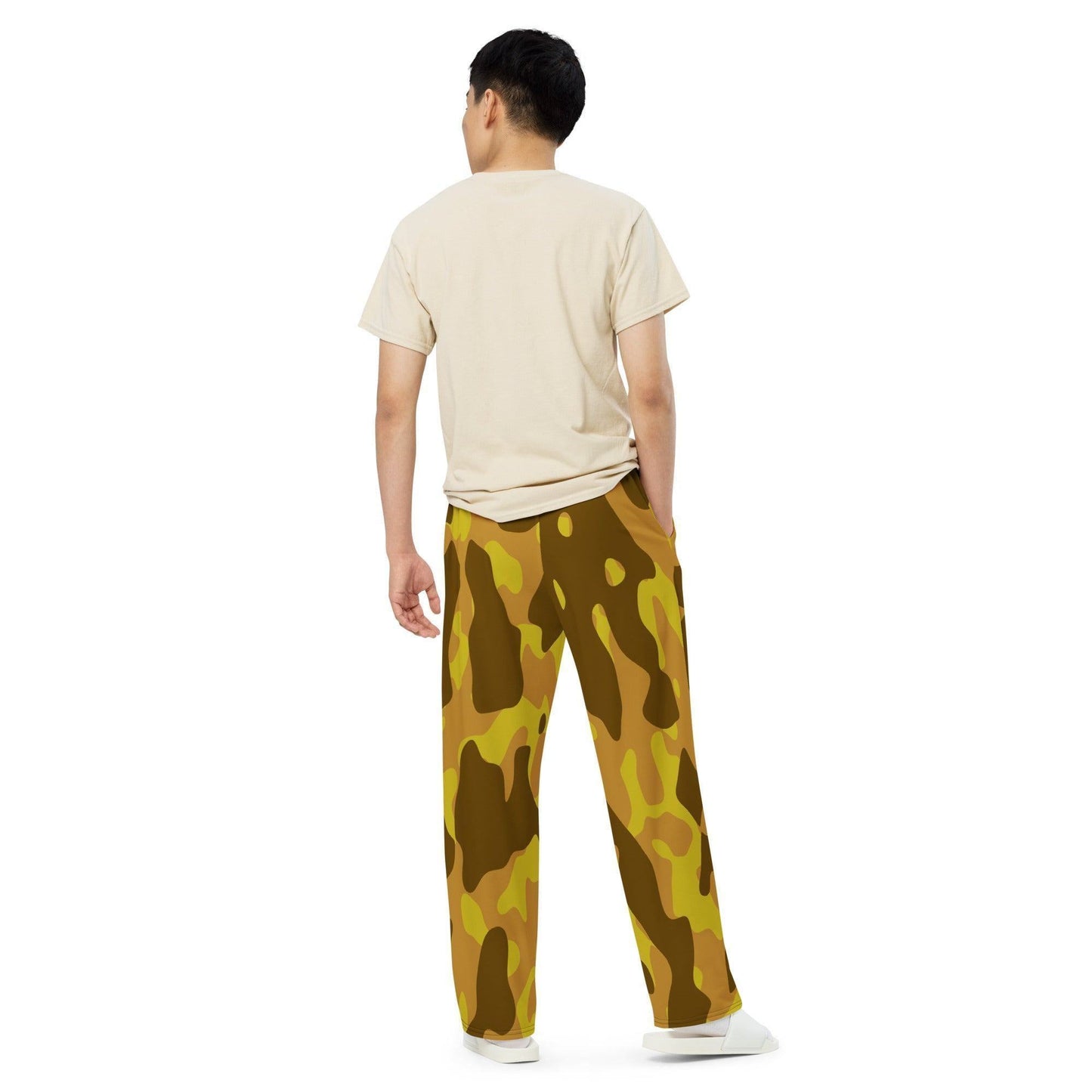 Yellow Camouflage Hose mit weitem Bein Hose mit weitem Bein 57.99 atmungsaktiv, Bein, beont, Bewegungsfreiheit, Camo, Camouflage, einfarbig, Elastan, Figur, Gelb, Hose, Komfort, Kordelzug, leicht, Look, Loungewear, luftige, lässig, Muster, OEKOTEX100, optisch, Passform, Pattern, Polyester, Pyjama, Seitentaschen, Sommer, Stoff, stretch, Taille, Tarnmuster, weitem, Yellow JLR Design